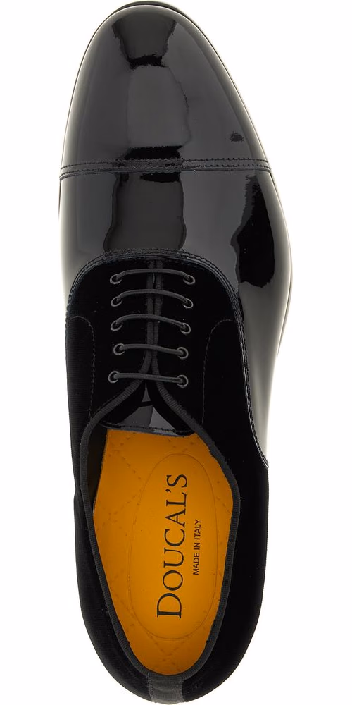 Doucal's Black Lamb Leather Oxfords And Derbies